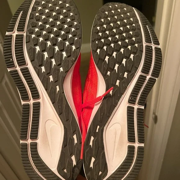 Nike Air Zoom Pegasus 38 - Picture 8 of 11